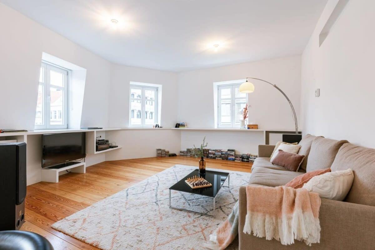 Huswell - 'the Crown' In Appartement *